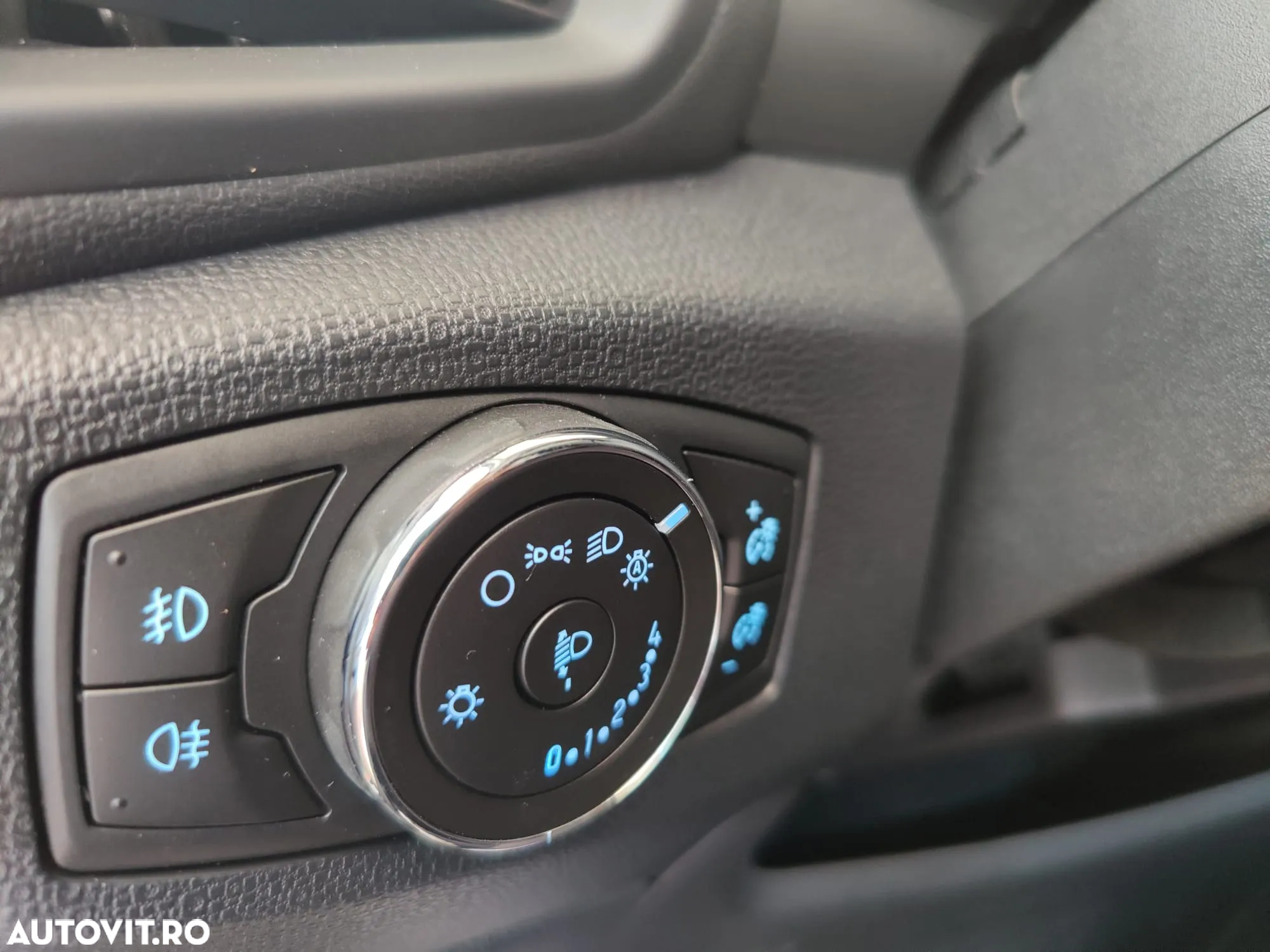 Ford EcoSport 1.0 EcoBoost Titanium - 23