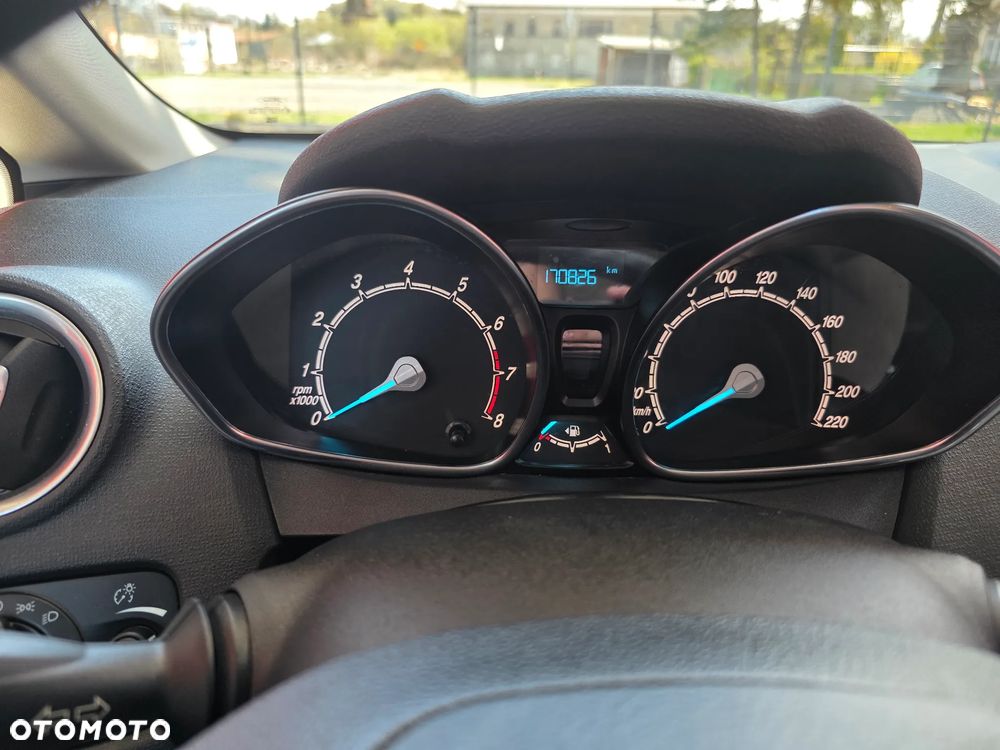 Ford Fiesta 1.25 Trend - 13
