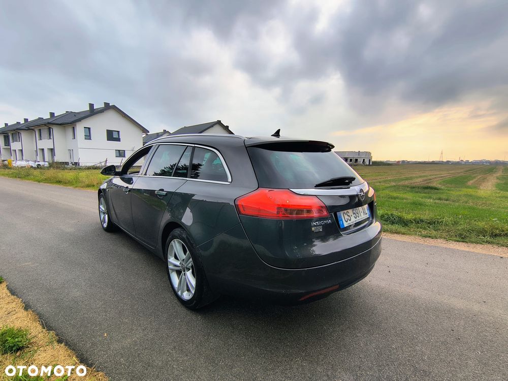 Opel Insignia 2.0 CDTI Cosmo - 3