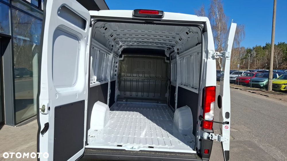 Opel Movano Furgon L4H2 140KM MT6 DMC 3.5t - 7