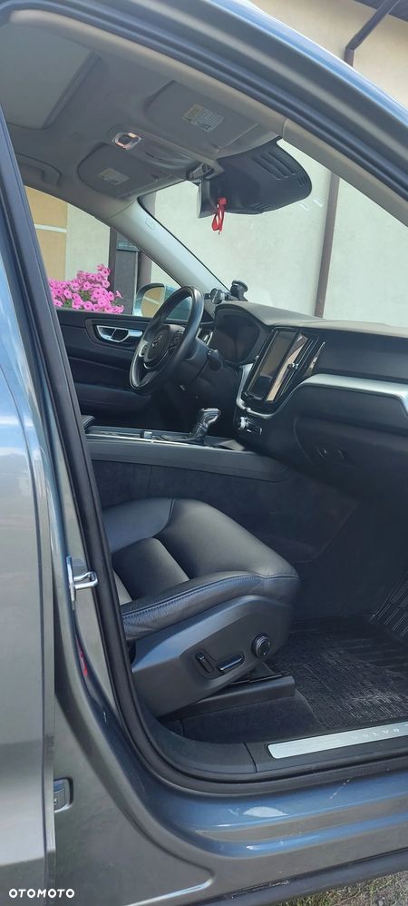 Volvo XC 60 - 35