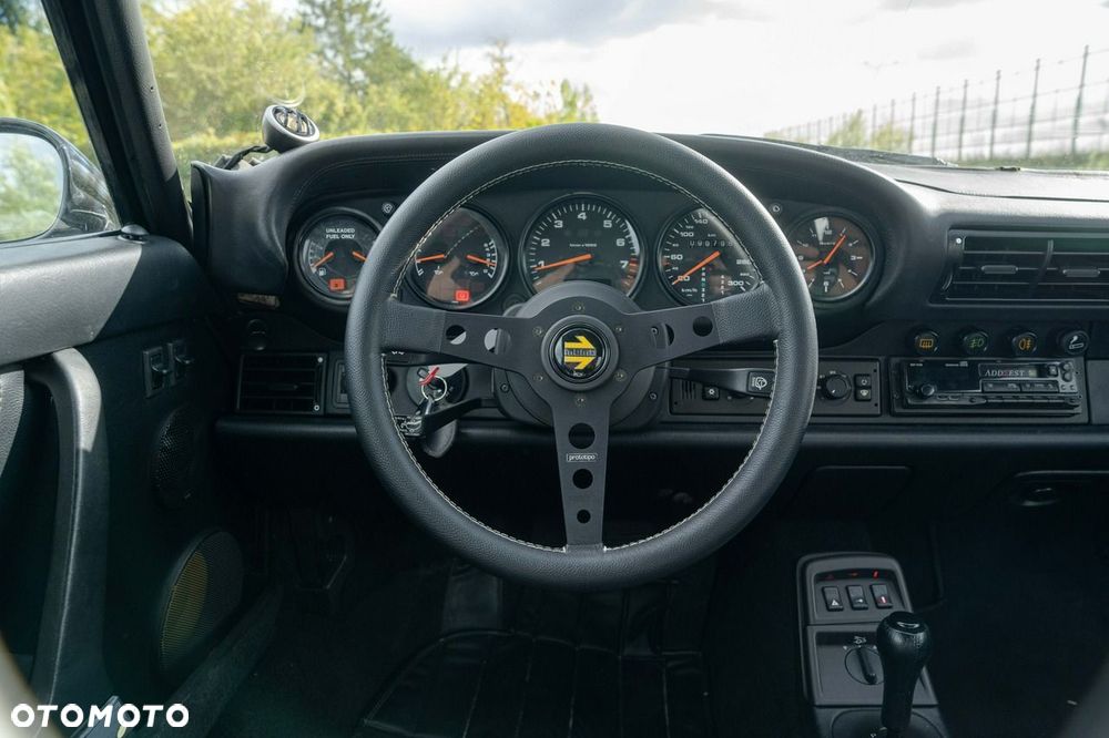 Porsche 911 - 30