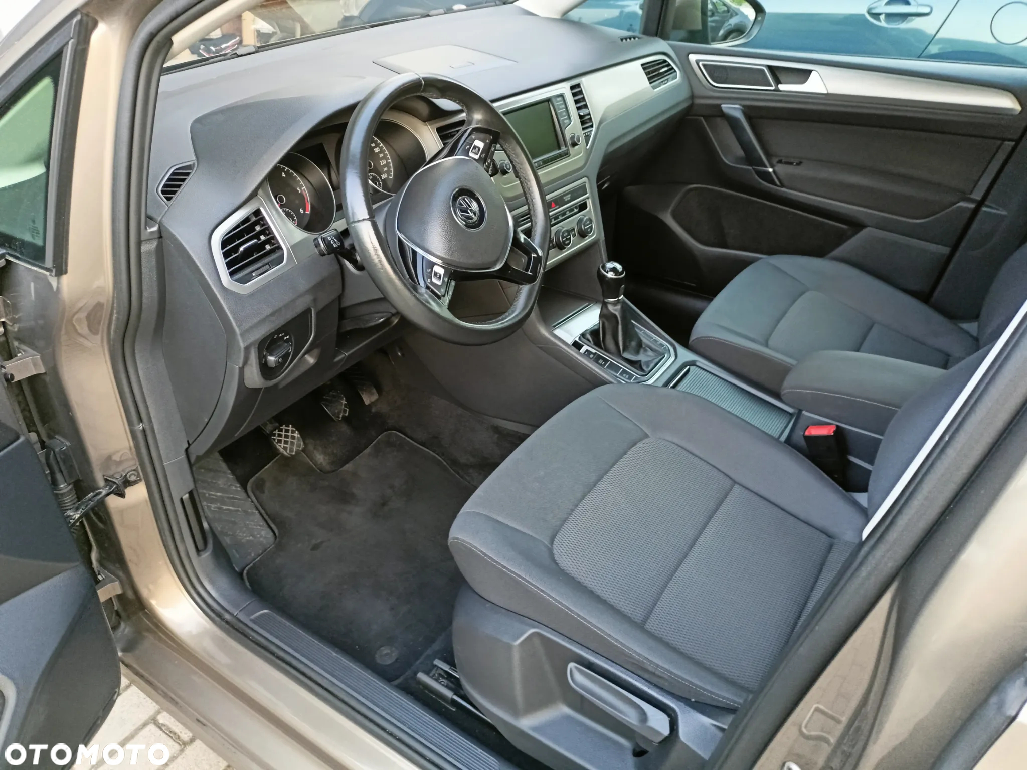 Volkswagen Golf Sportsvan - 10