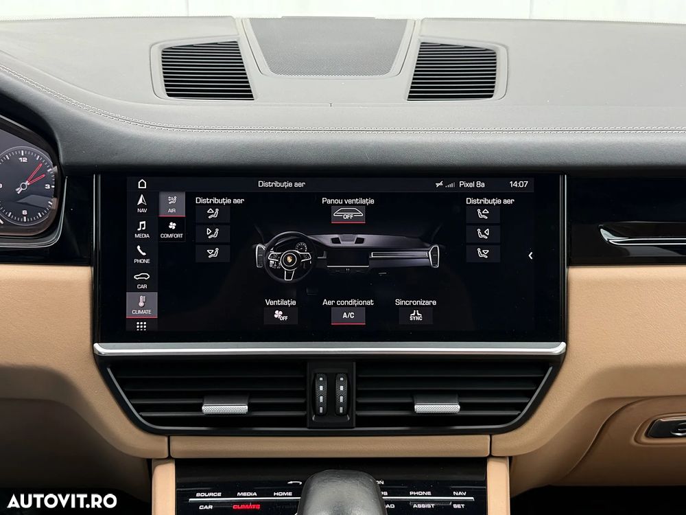 Porsche Cayenne Tiptronic S Platinum Edition - 30