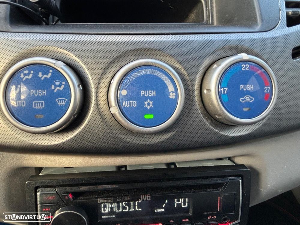 Mitsubishi L200 2.5 DI-D Club Intense 4WD - 16
