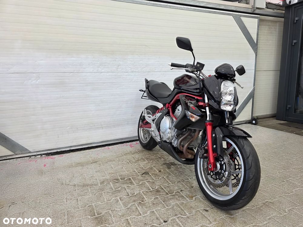 Kawasaki ER - 10