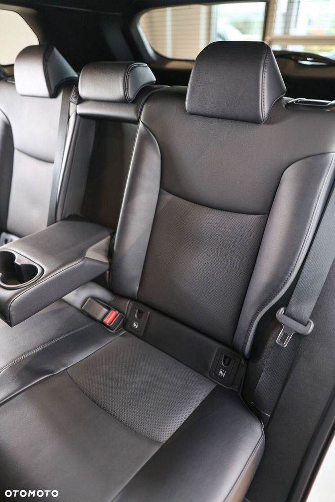 Toyota Corolla Cross 2.0 Hybrid Executive AWD - 14