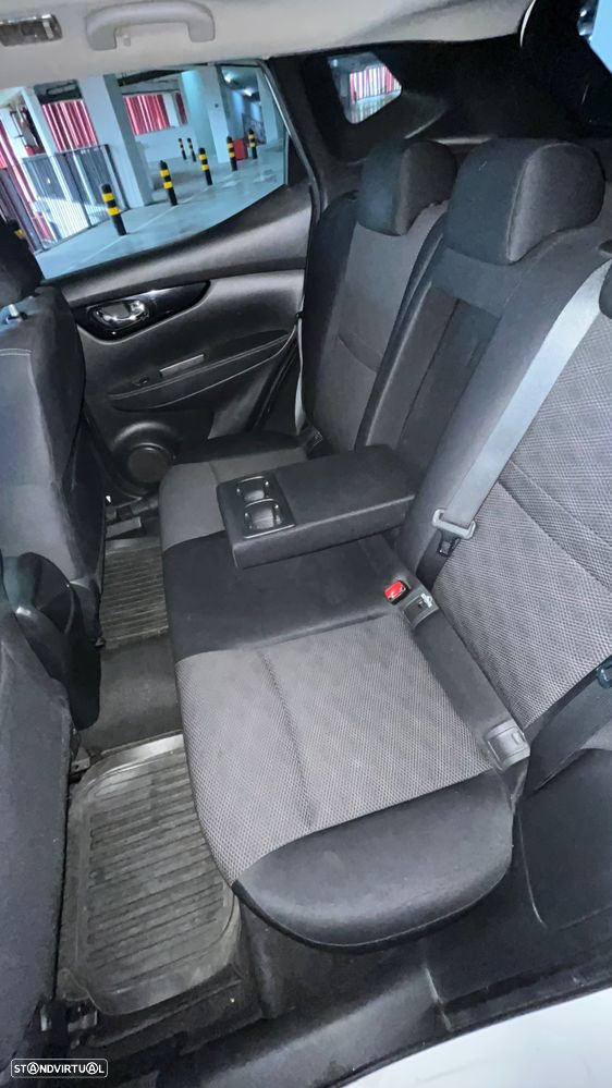 Nissan Qashqai 1.5 dCi Tekna Premium - 11
