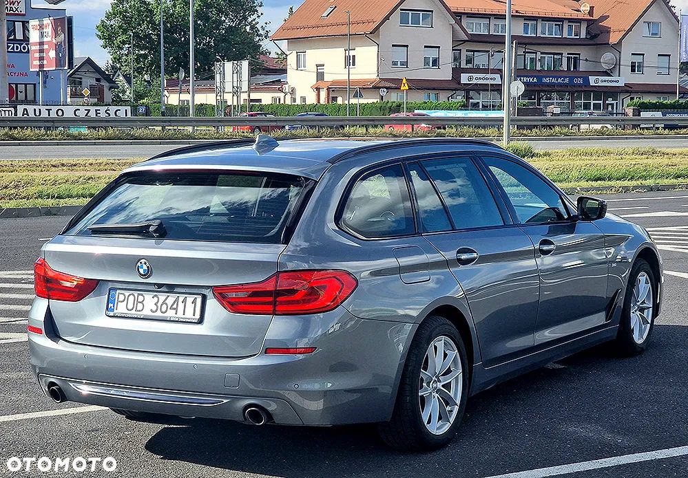 BMW Seria 5 525d Sport Line - 7