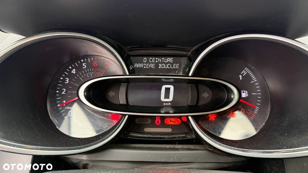 Renault Clio - 15