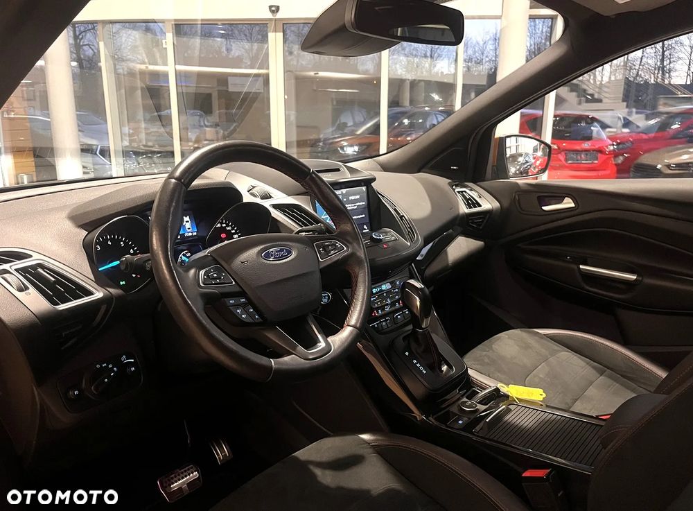 Ford Kuga 2.0 EcoBoost 4x4 ST-Line - 10