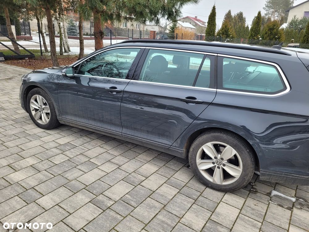 Volkswagen Passat 2.0 TDI Business DSG - 3
