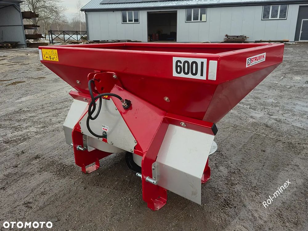Hydraulika + plandeka Rozsiewacz do nawozów Strumyk Tytan Transport - 1