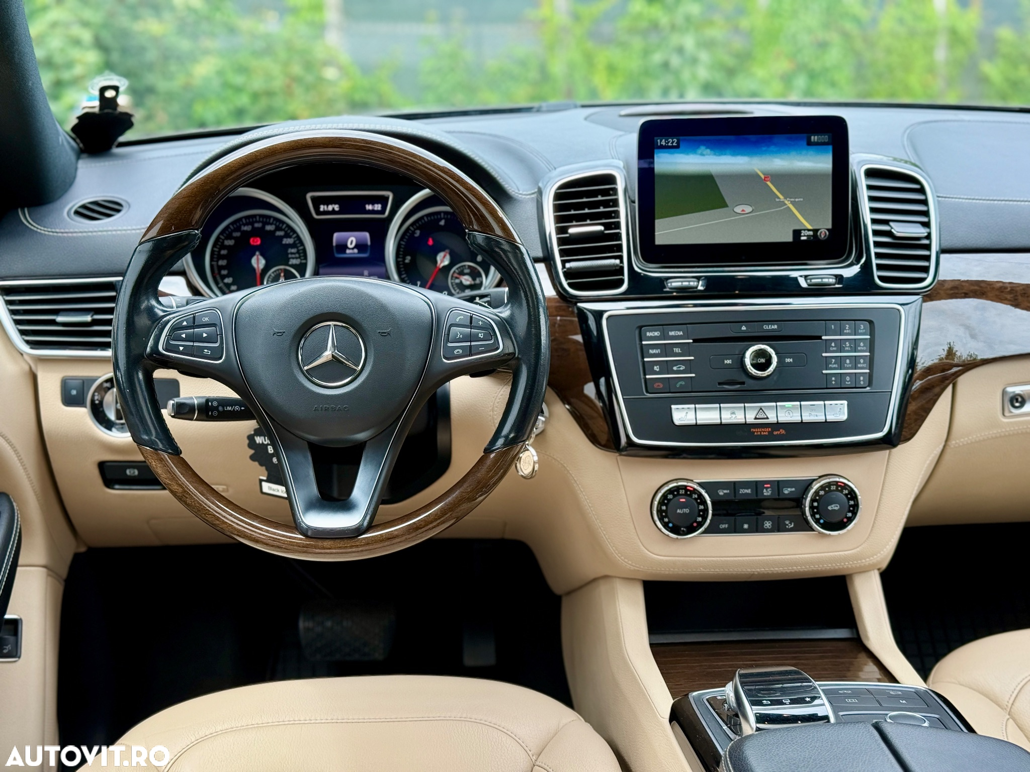 Mercedes-Benz GLE 350 d 4Matic 9G-TRONIC AMG Line - 30