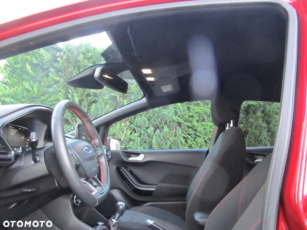Ford Fiesta 1.0 EcoBoost ST-Line - 27