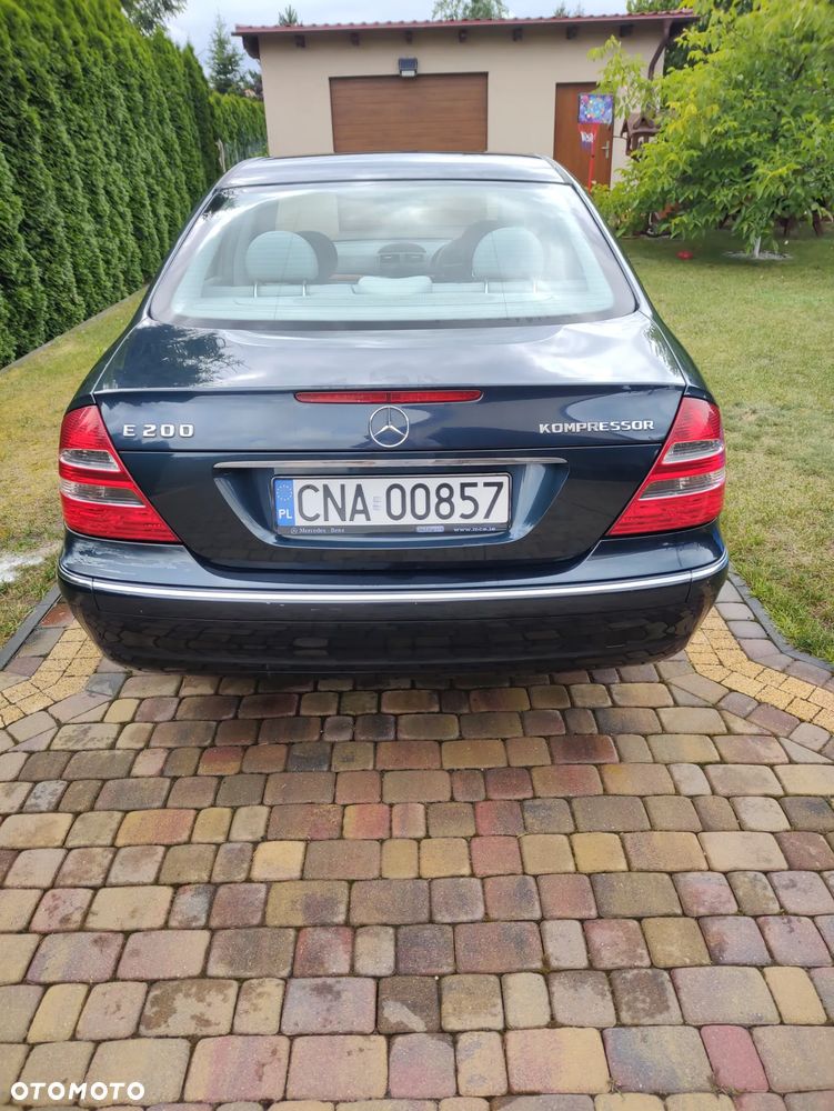 Mercedes-Benz Klasa E - 8