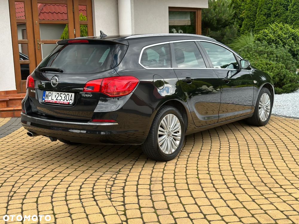 Opel Astra IV 1.6 T SIDI Cosmo S&S - 12