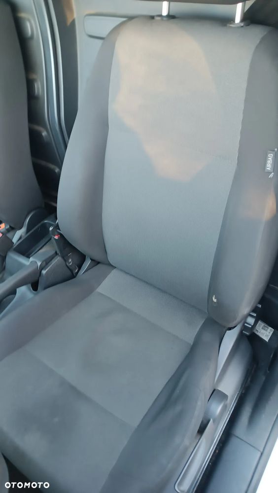 Volkswagen Caddy - 5