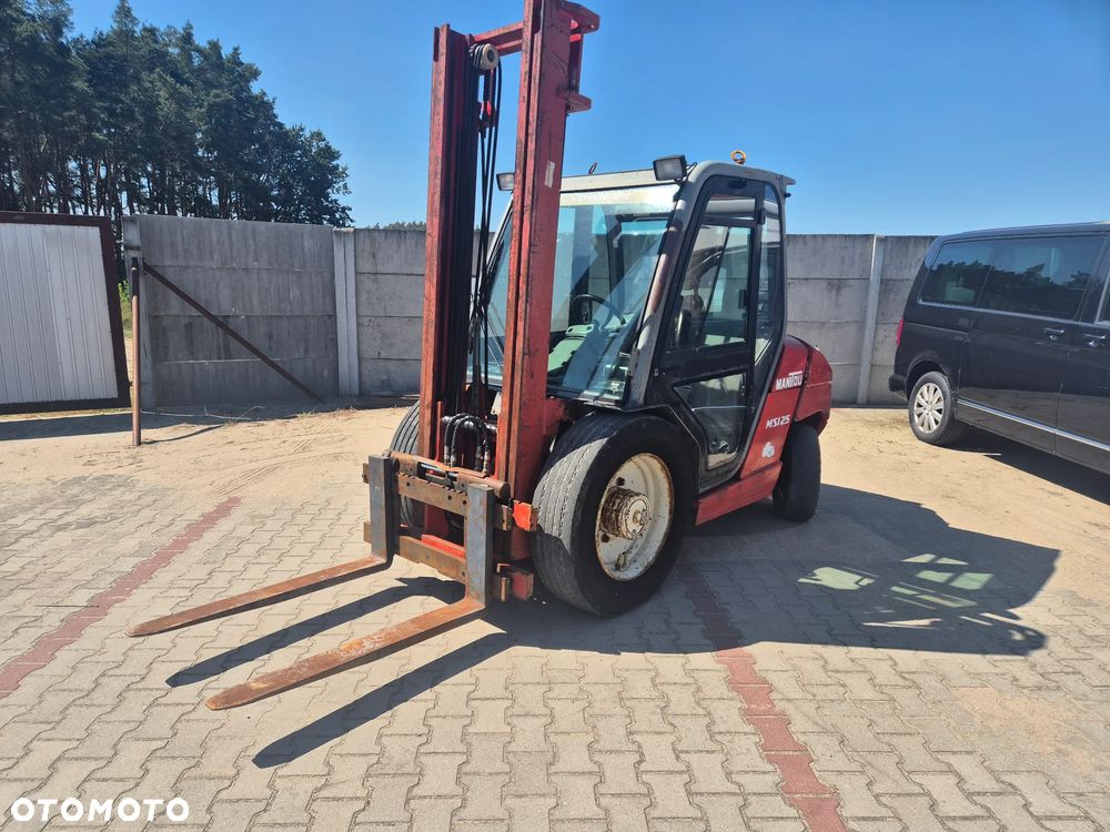 Manitou MSI25 MSI25D Pełna Kabina Ogrzewanie 2.5 T udźwig - 11
