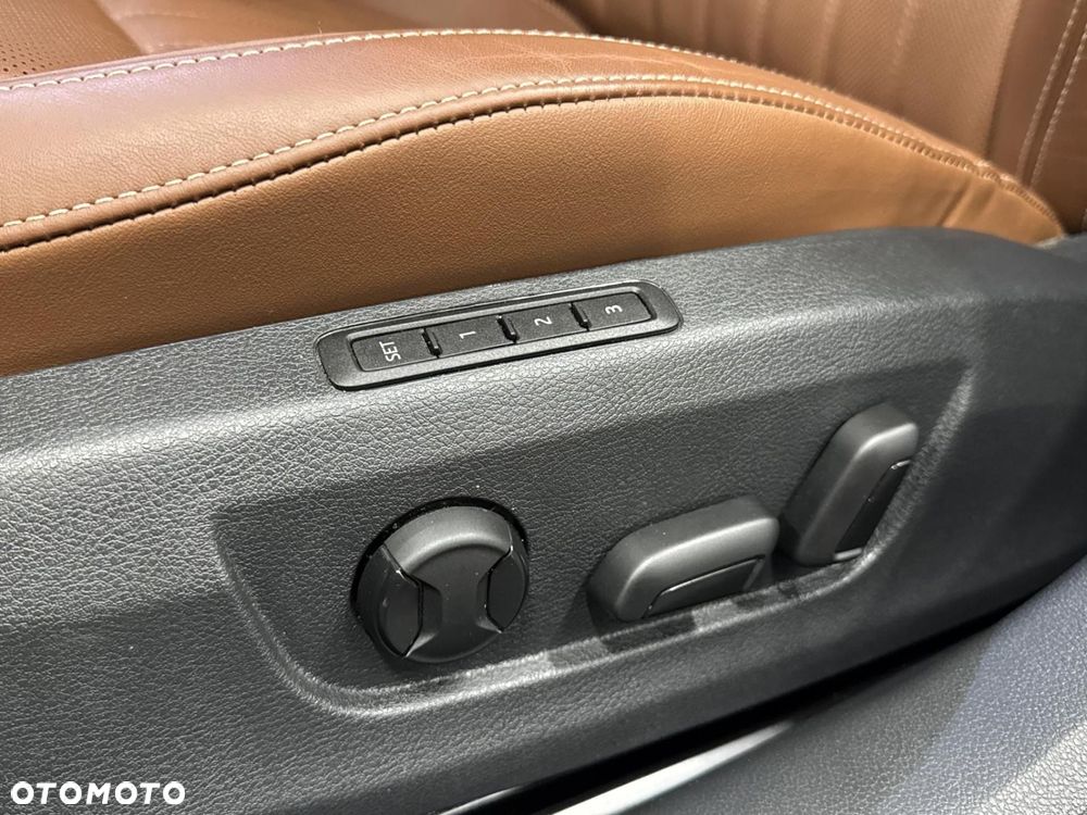 Skoda Superb 2.0 TSI L&K DSG - 29