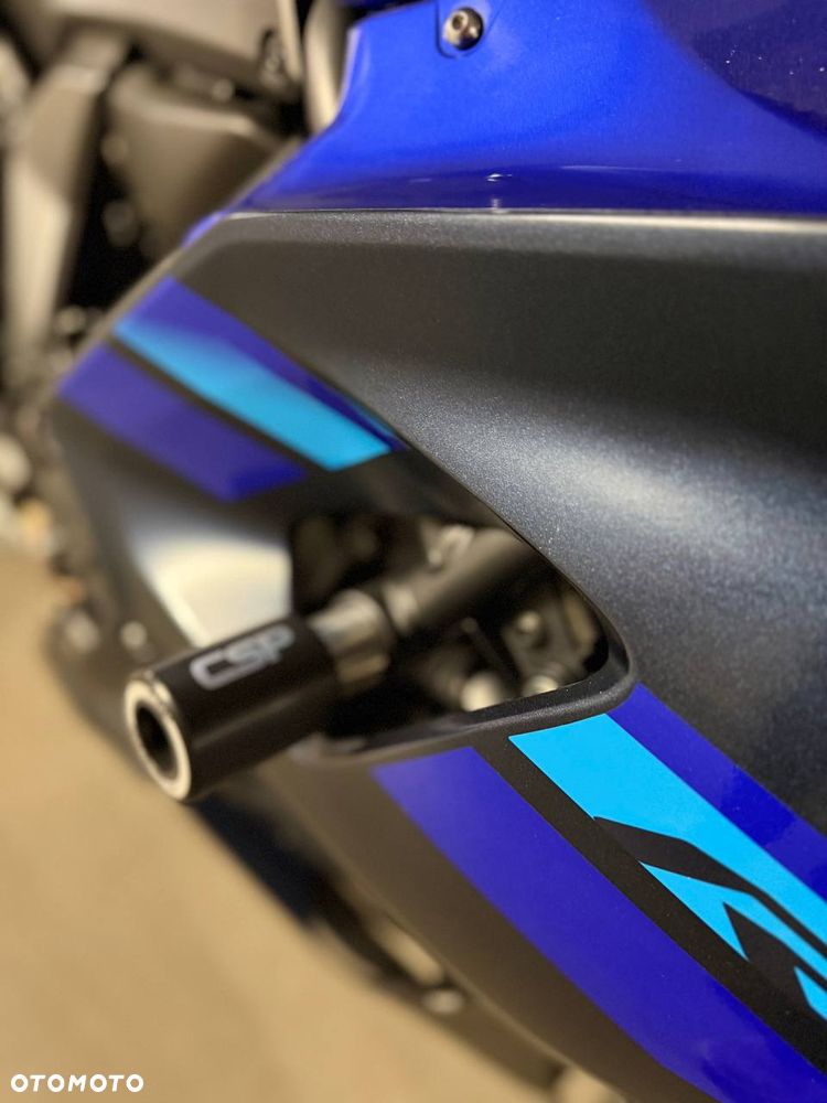 Yamaha R7 - 7
