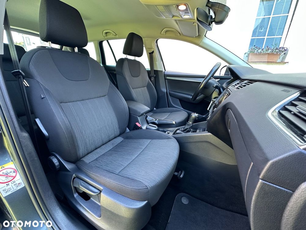 Skoda Octavia 1.8 TSI DSG Style - 19