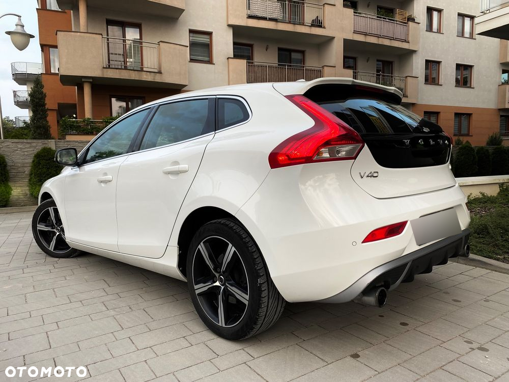 Volvo V40 T4 Drive-E R-Design Momentum - 3