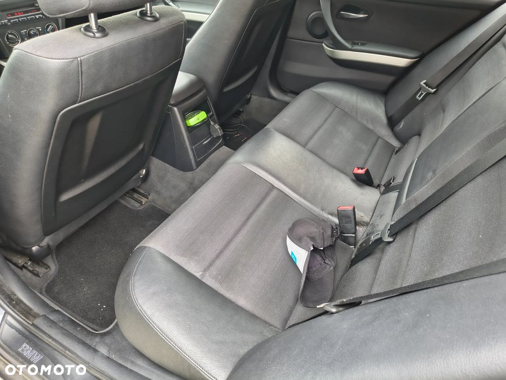 BMW Seria 3 320d DPF - 7