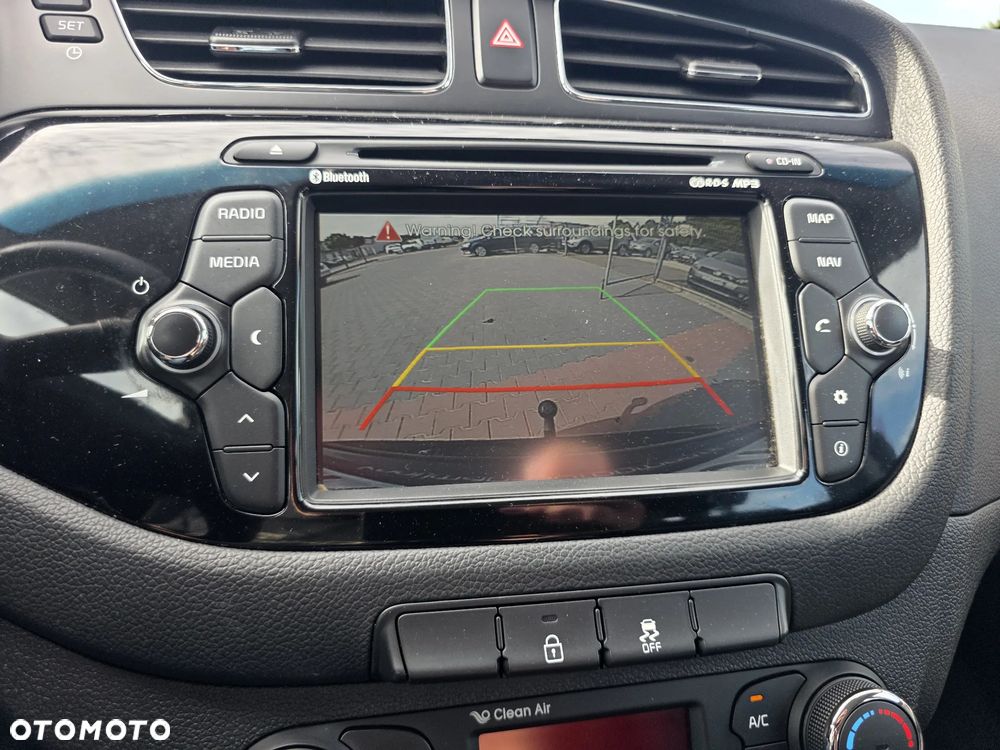 Kia Ceed 1.6 GDI XL - 8