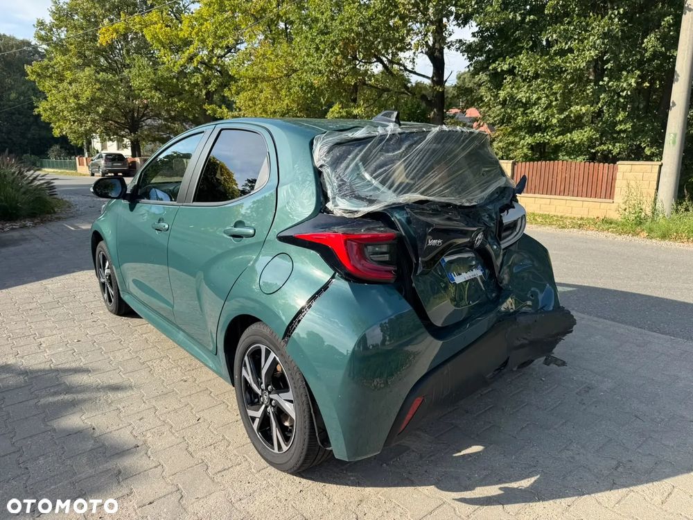 Toyota Yaris - 5