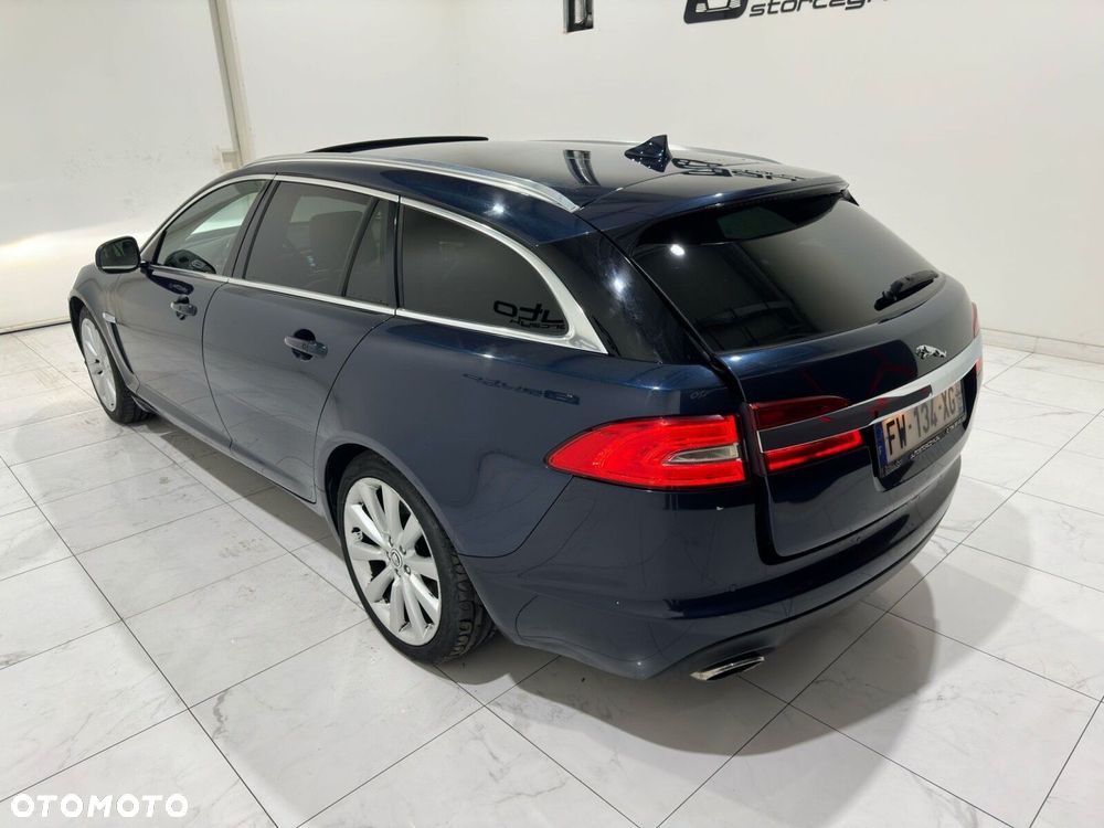 Jaguar XF - 4