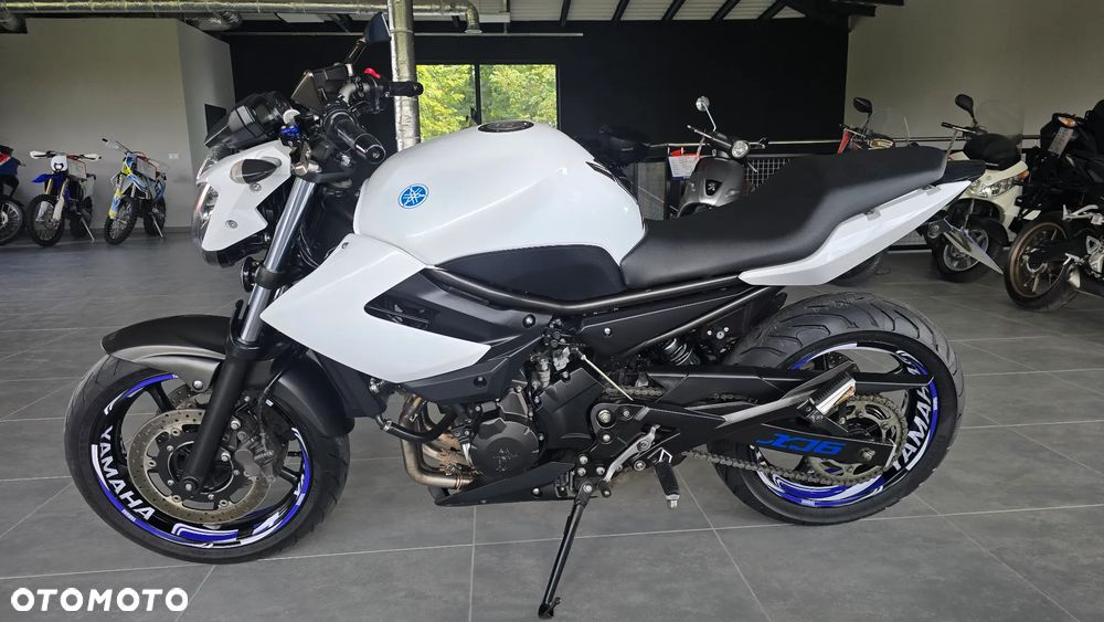 Yamaha XJ - 1