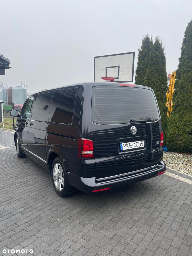 Volkswagen Multivan - 24