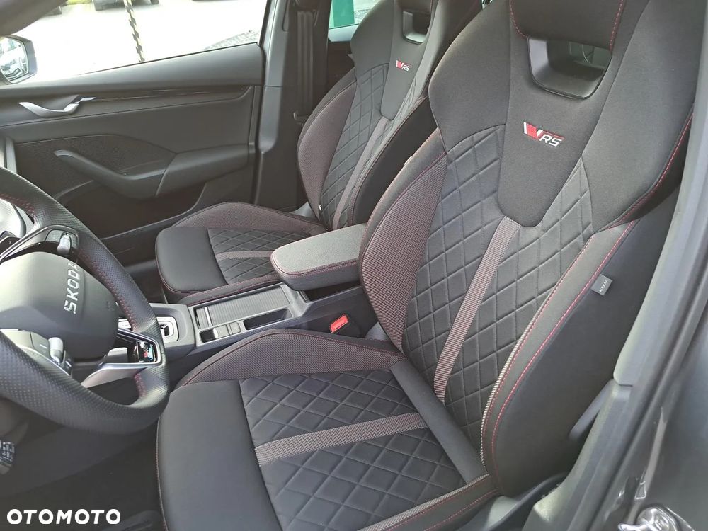 Skoda Octavia 2.0 TSI RS DSG - 11