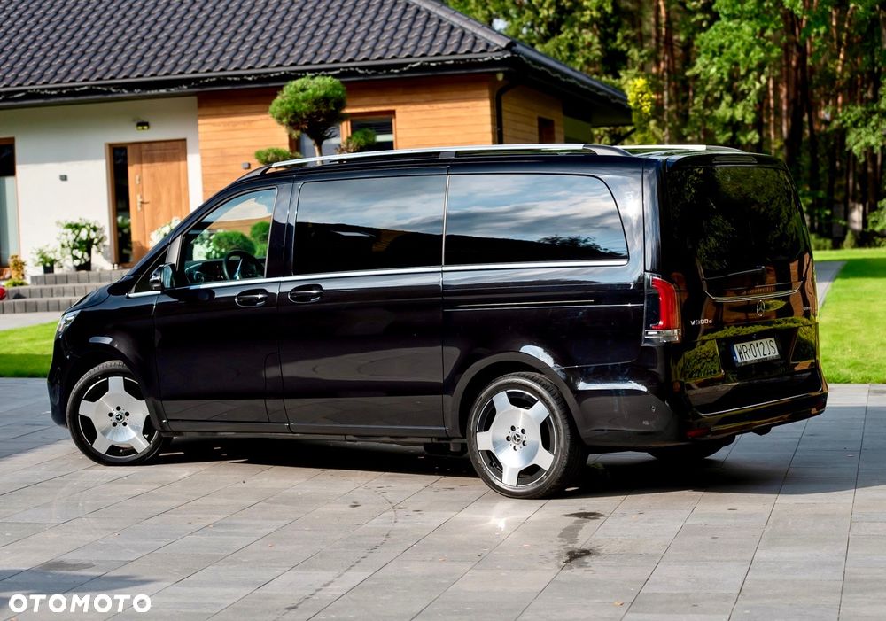 Mercedes-Benz Klasa V 300 d lang 4Matic 9G-TRONIC Exclusive Edition - 27