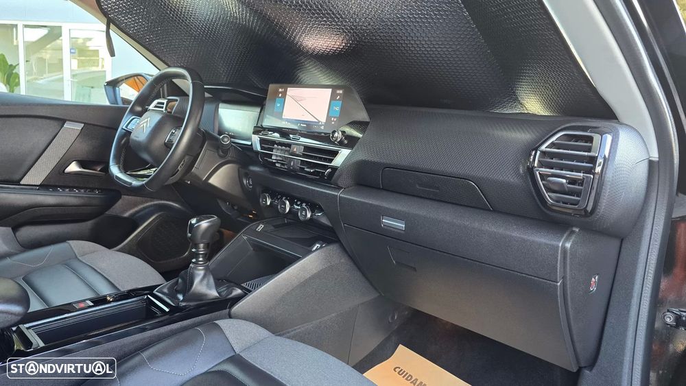 Citroën C4 1.2 PureTech Shine - 19