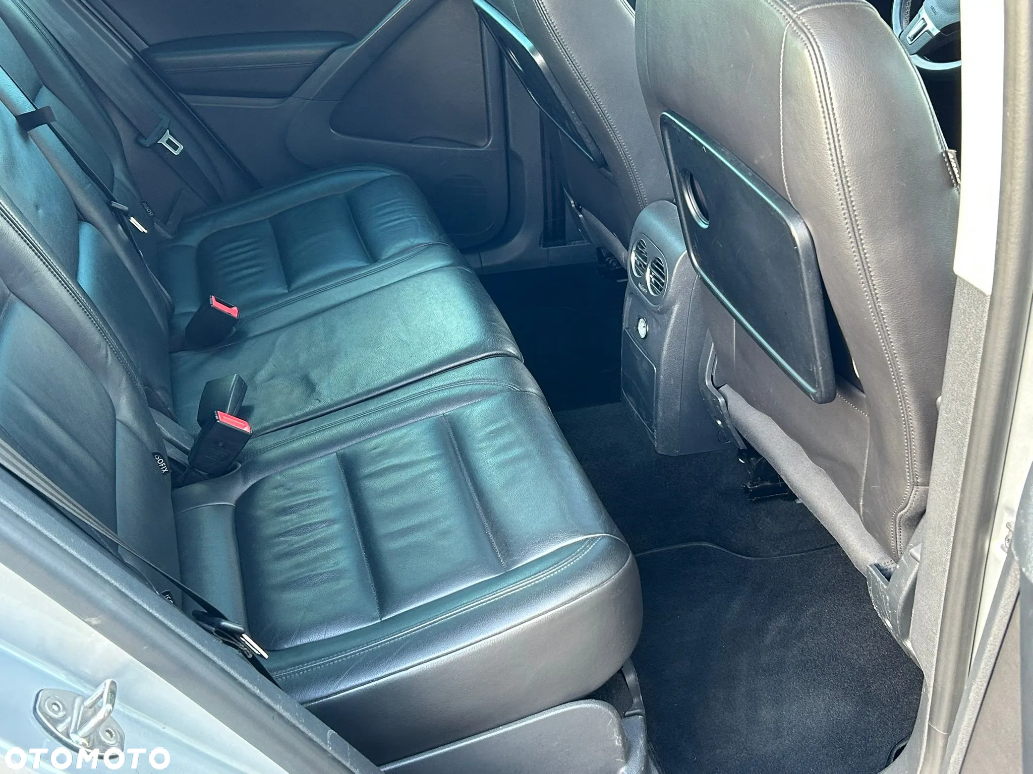 Volkswagen Tiguan - 11