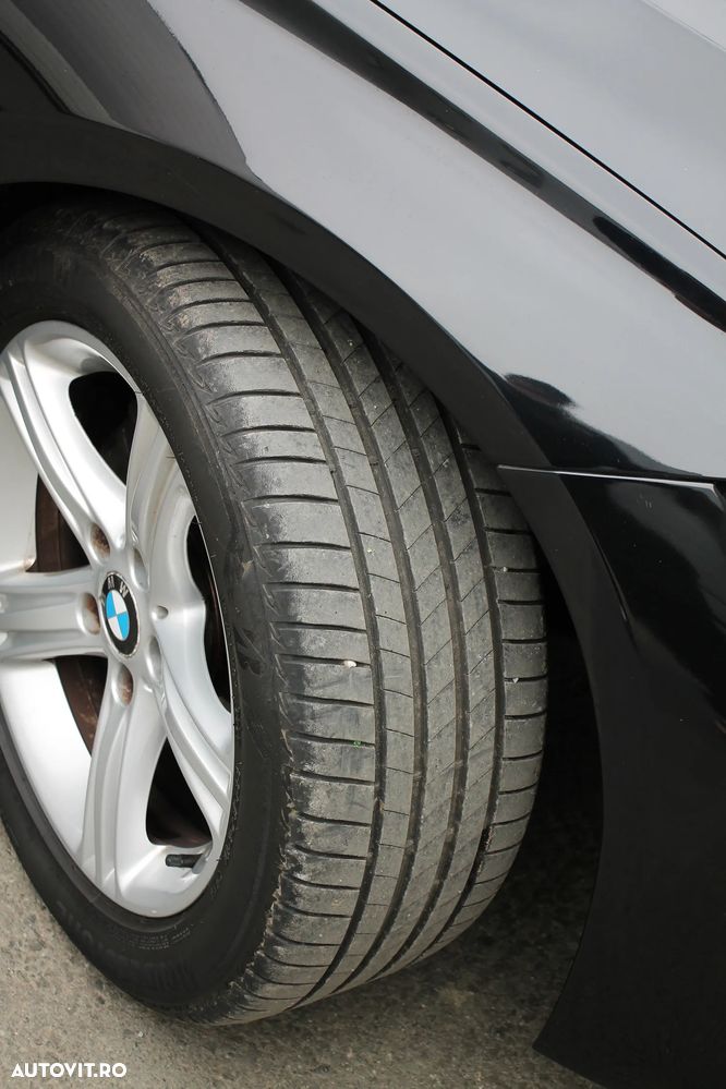BMW Seria 3 320i Aut. Sport Line - 10