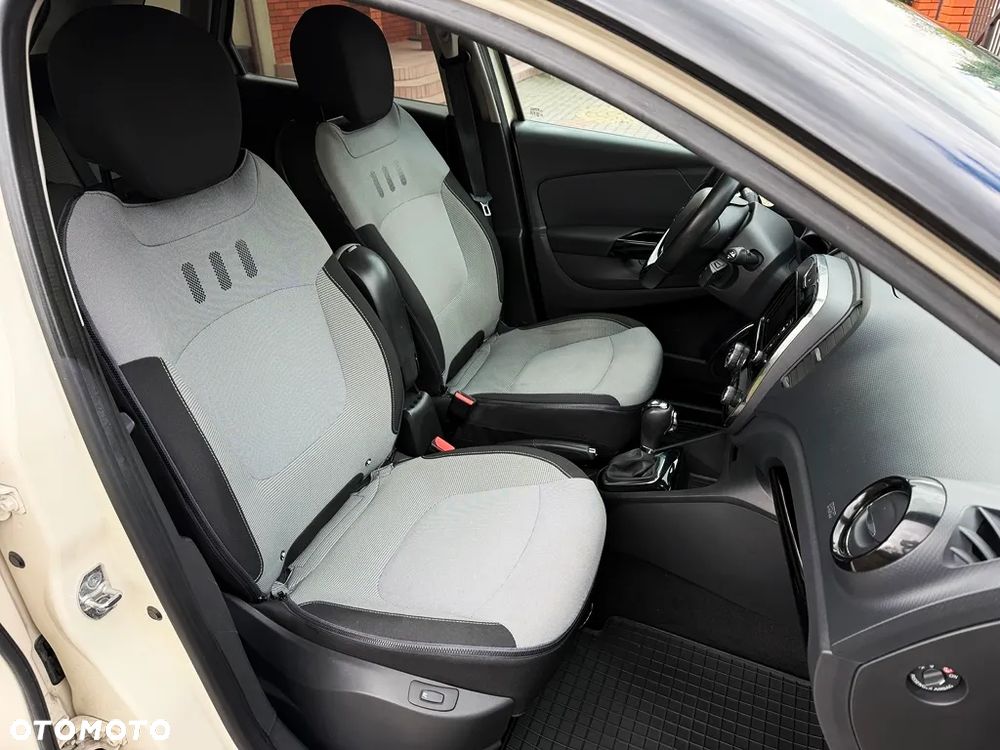 Renault Captur 1.2 TCe Intens EDC - 19