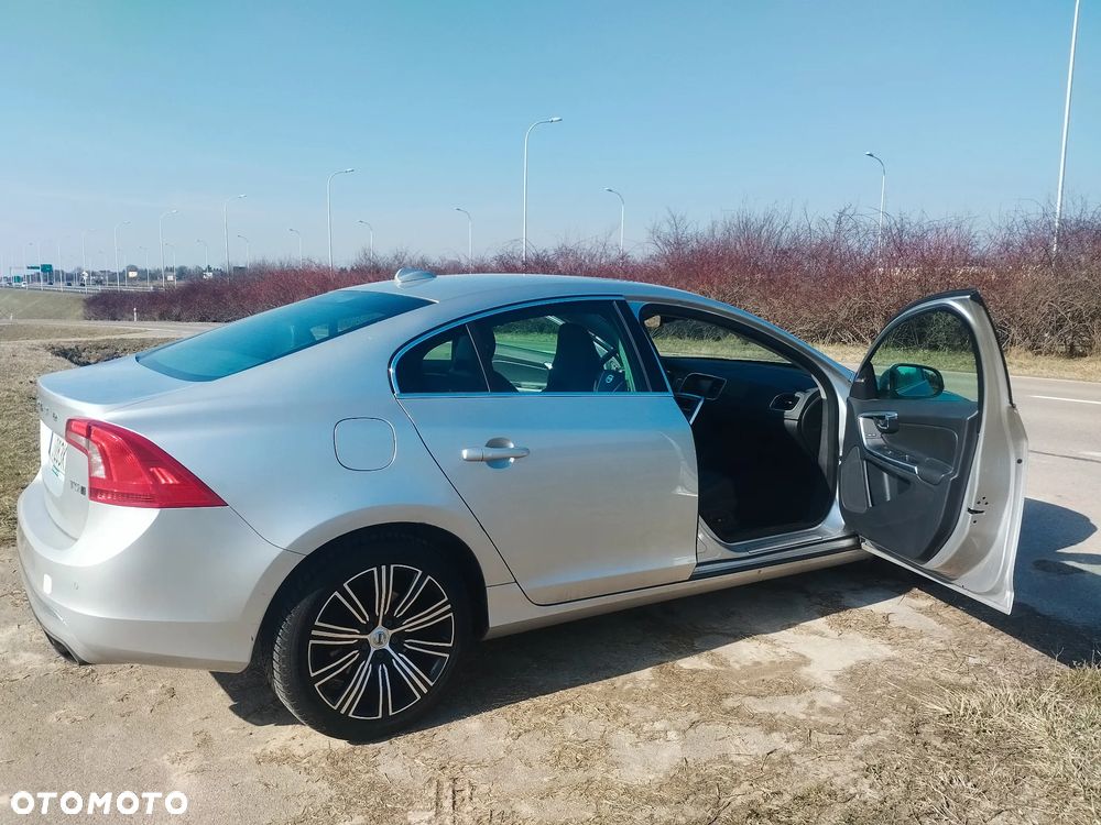 Volvo S60 - 12