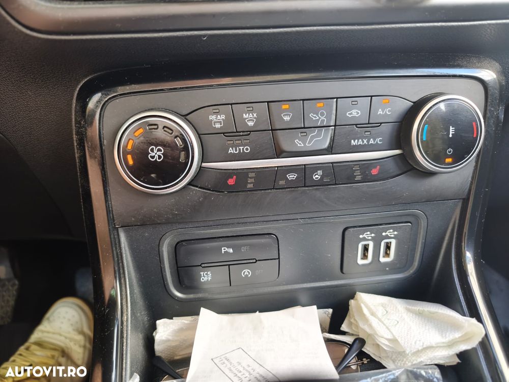 Ford EcoSport - 15