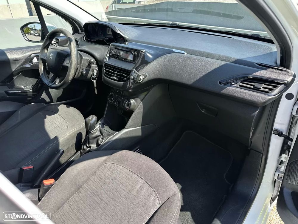 Peugeot 208 hdi active - 34