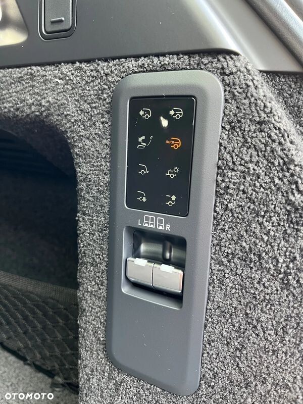 Land Rover Range Rover 4.4 V8 P535 Autobiography - 17