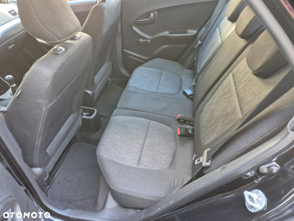 Kia Picanto 1.0 Attract - 12