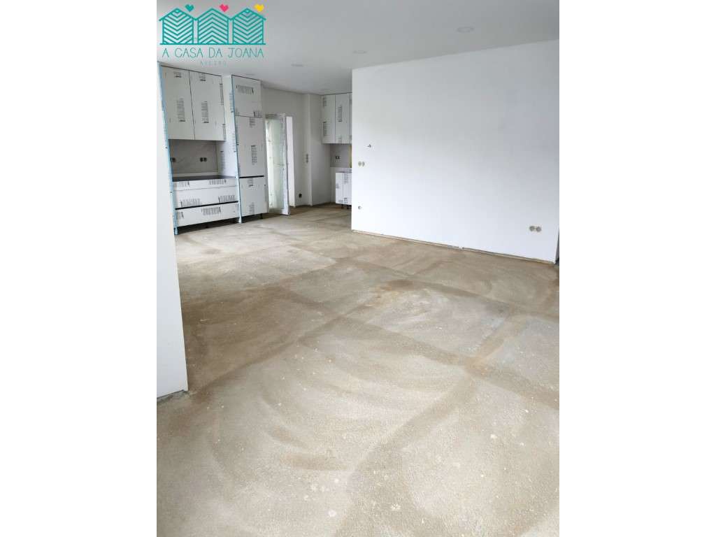 Moradia térrea T2 com terreno em S.Bernardo - Grande imagem: 3/33