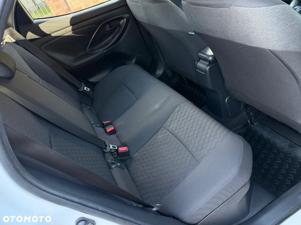 Toyota Yaris Hybrid 1.5 Comfort - 32