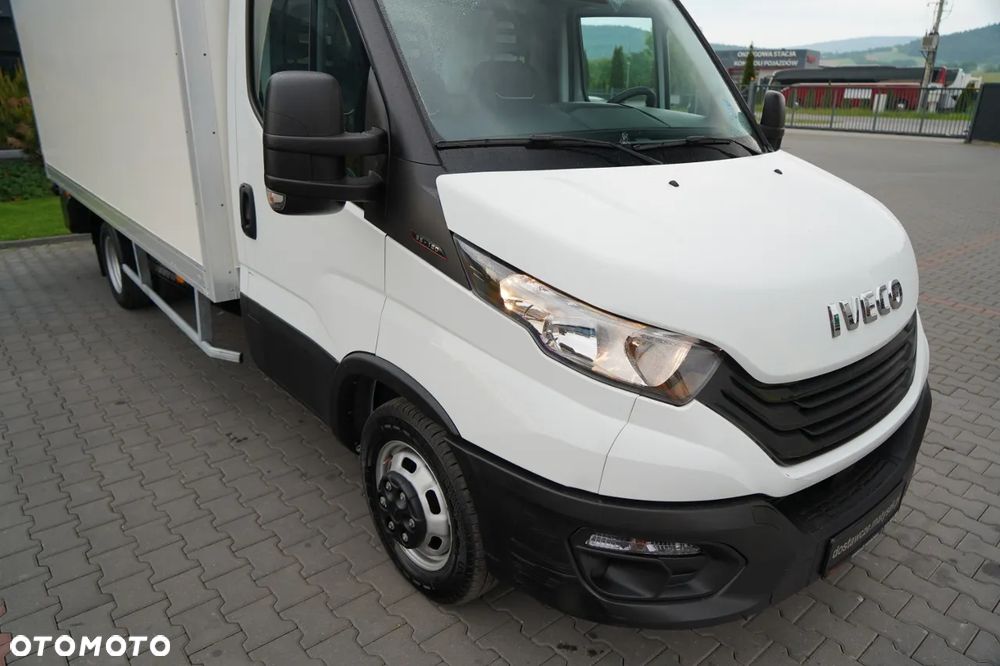 Iveco DAILY 35-160 / KONTENER 4,3 M / WINDA / BLIŹNIAK - 11
