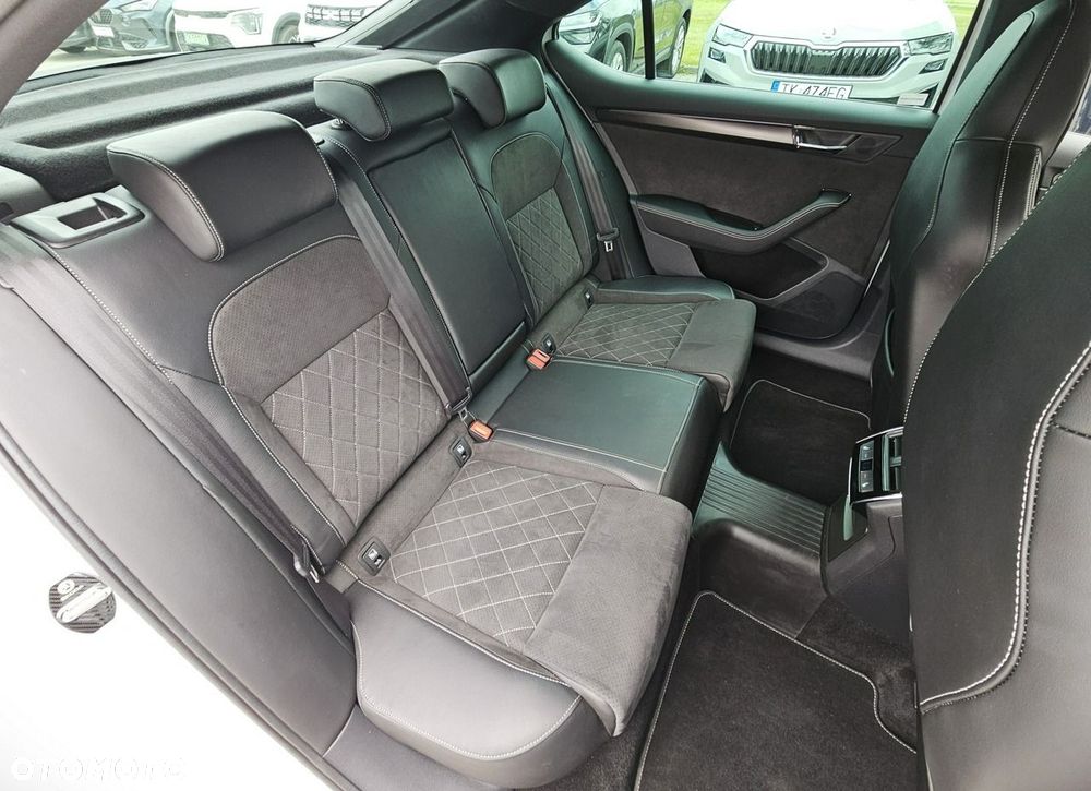 Skoda Superb - 12
