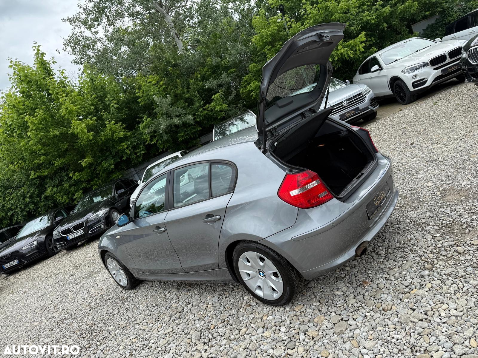 BMW Seria 1 116i - 24