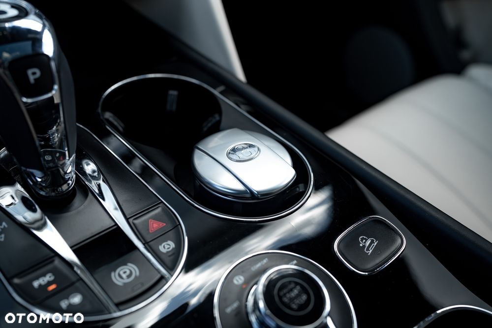 Bentley Bentayga W12 - 26